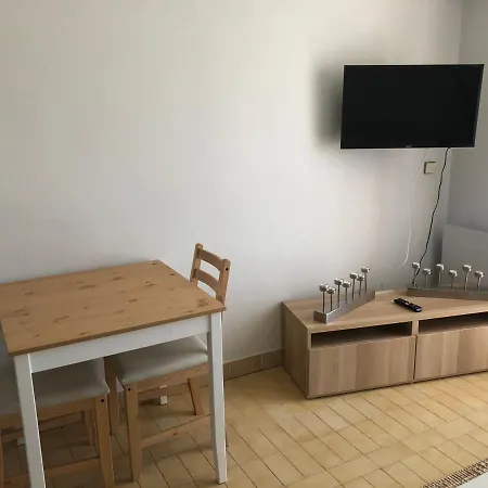 Studio 2/4 Pers A Port